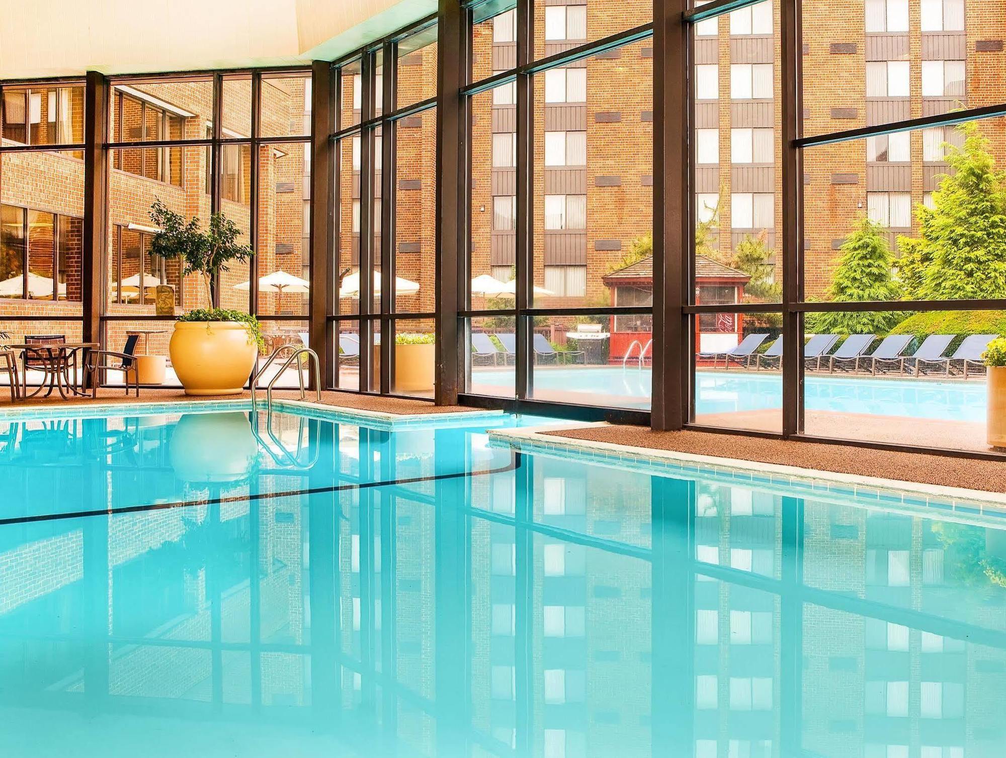 Sheraton Hershey 3*